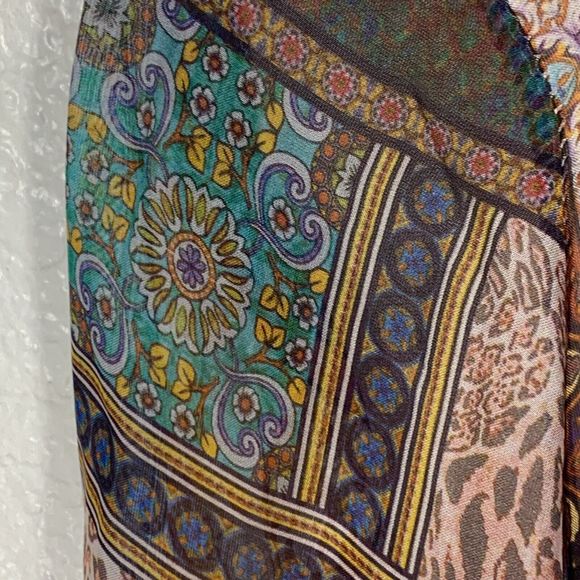 Moda Seta Italy Geometric Round Neck Sheer Flowy Top Blouse Womens Medium - Picture 7 of 13